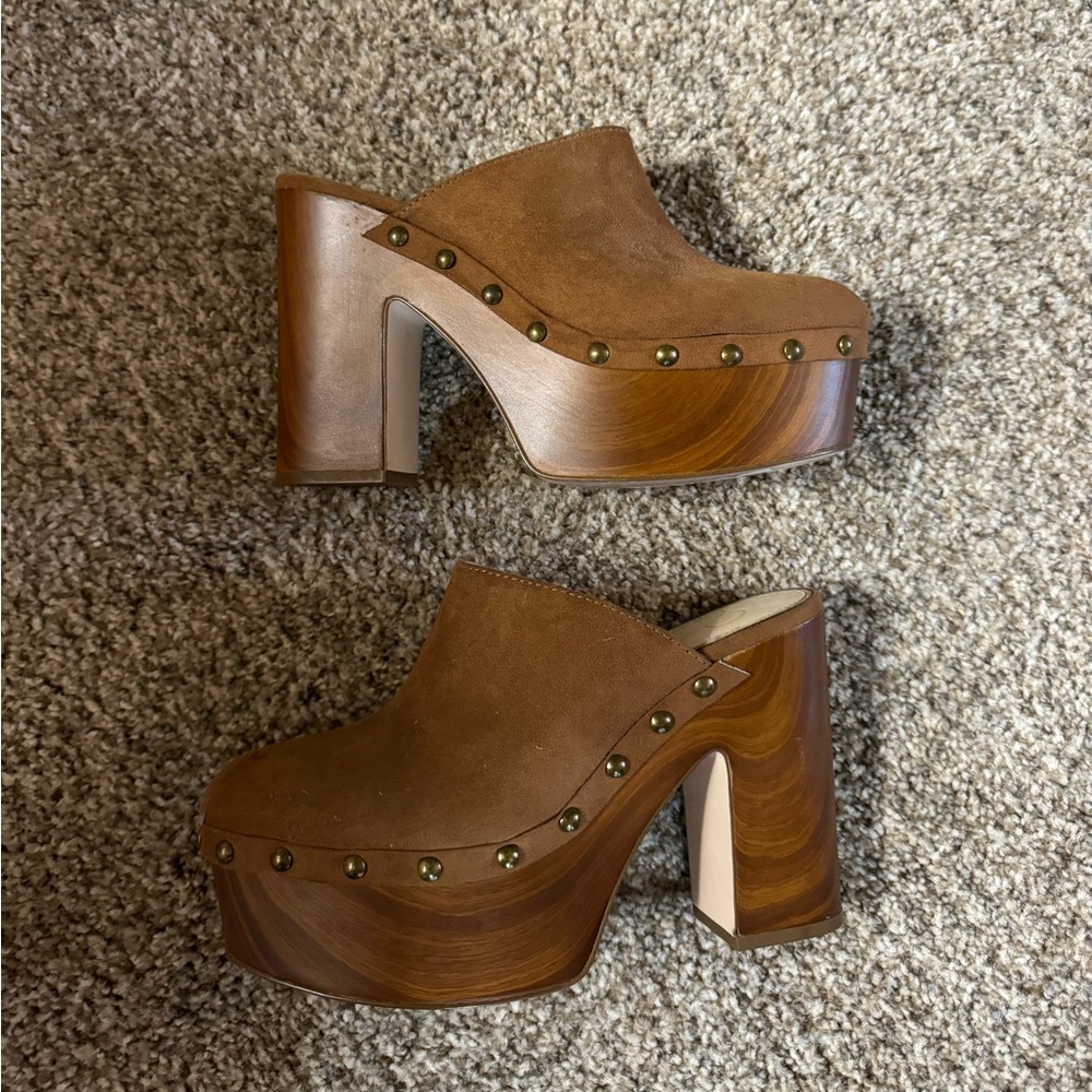 Jessica Simpson Clogs